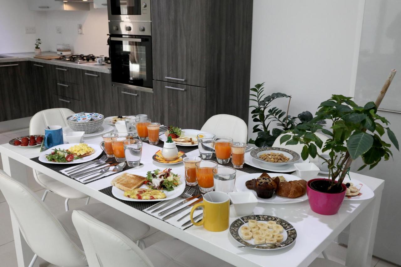 Bed and Breakfast Escape To St Julians Сент Джулианс Экстерьер фото