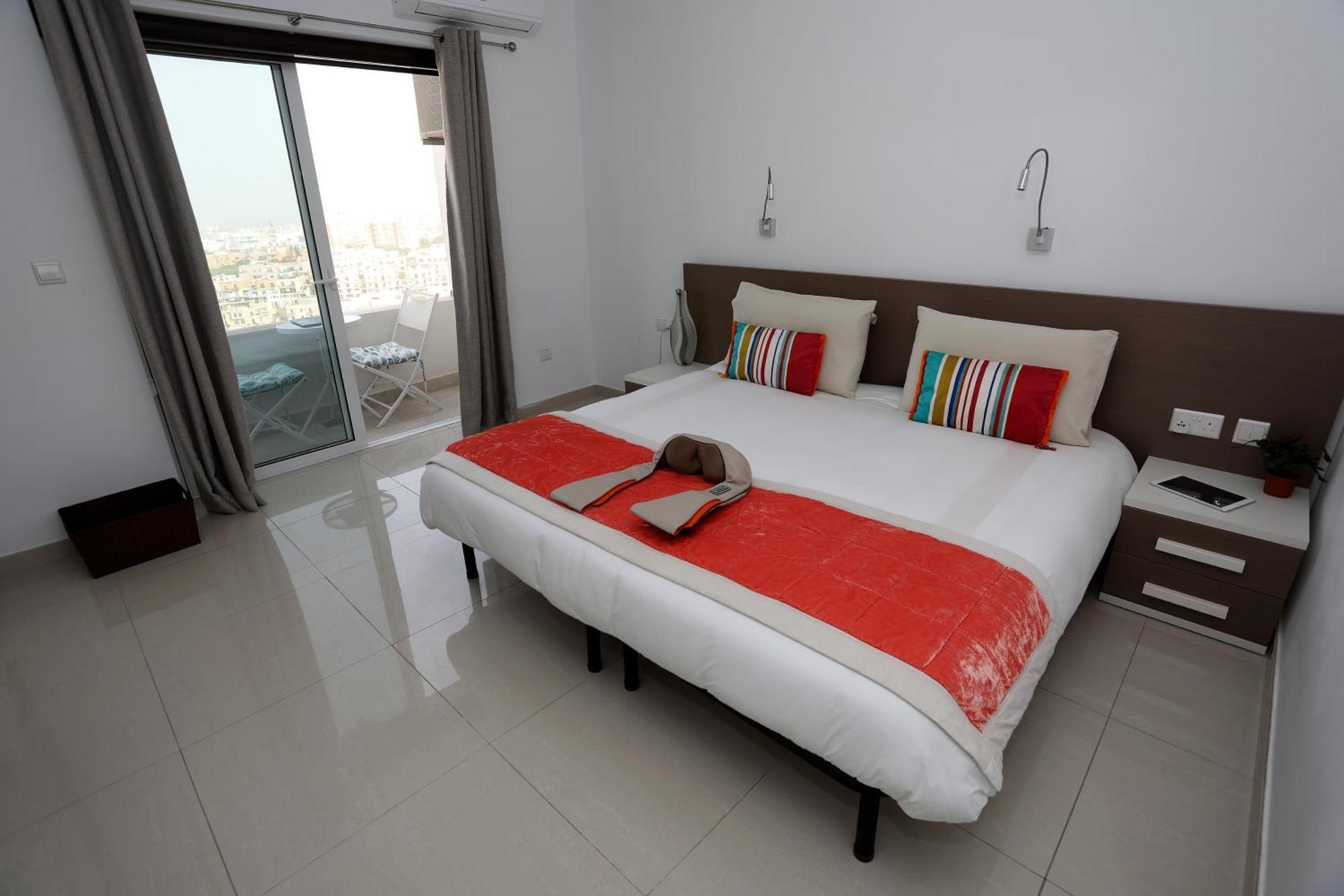 Bed and Breakfast Escape To St Julians Сент Джулианс Экстерьер фото